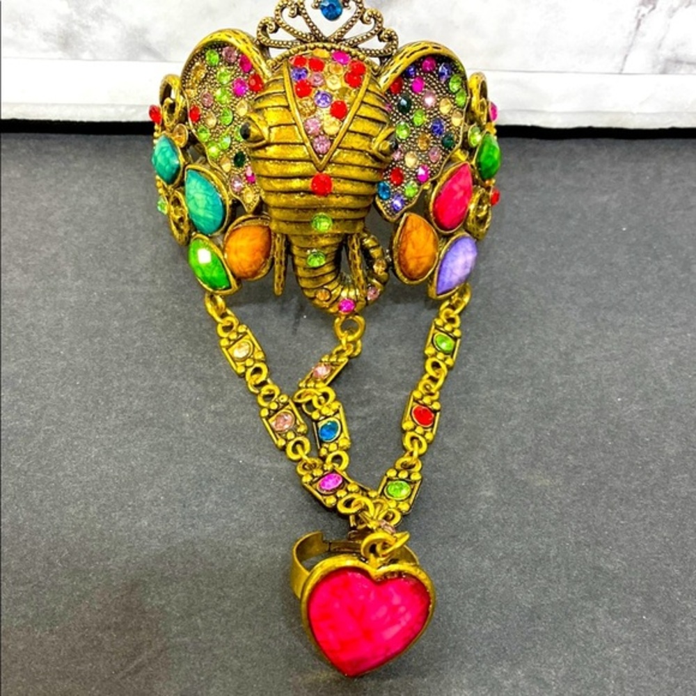 Vintage Elephant Bracelet with Ring Colorful Gems